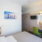 Hotel Touring 3*