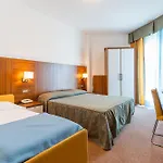 Touring Hotel 3*