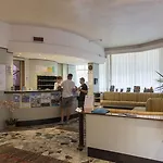 Touring Hotel