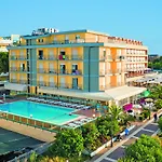 Touring Hotel