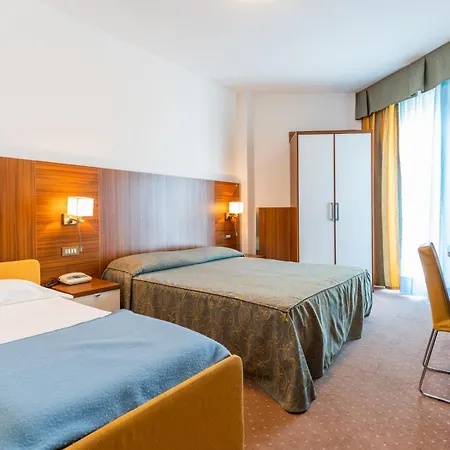 Touring Hotel 3*