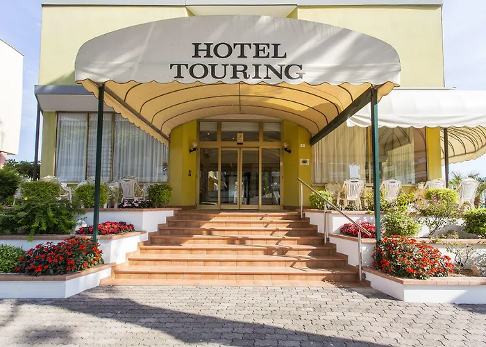 Touring Отель Каорле