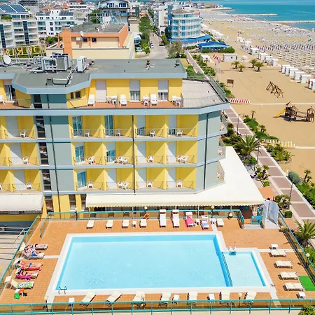 Touring Отель 3*