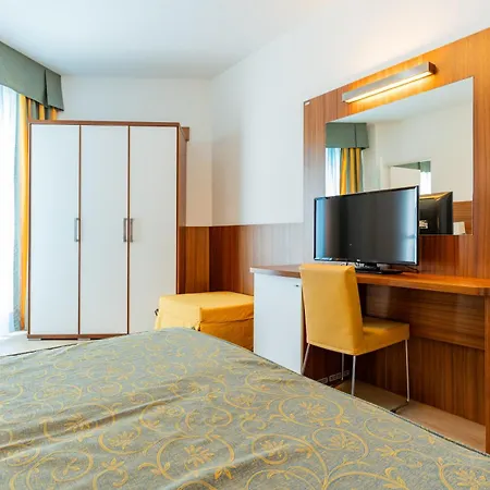 Touring Hotel 3*