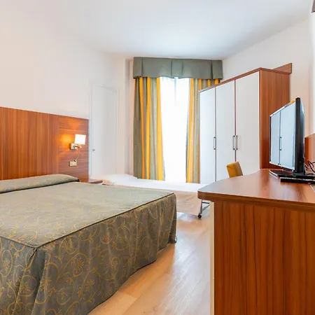 Touring Hotel 3*