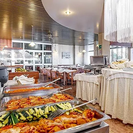 Touring Hotel